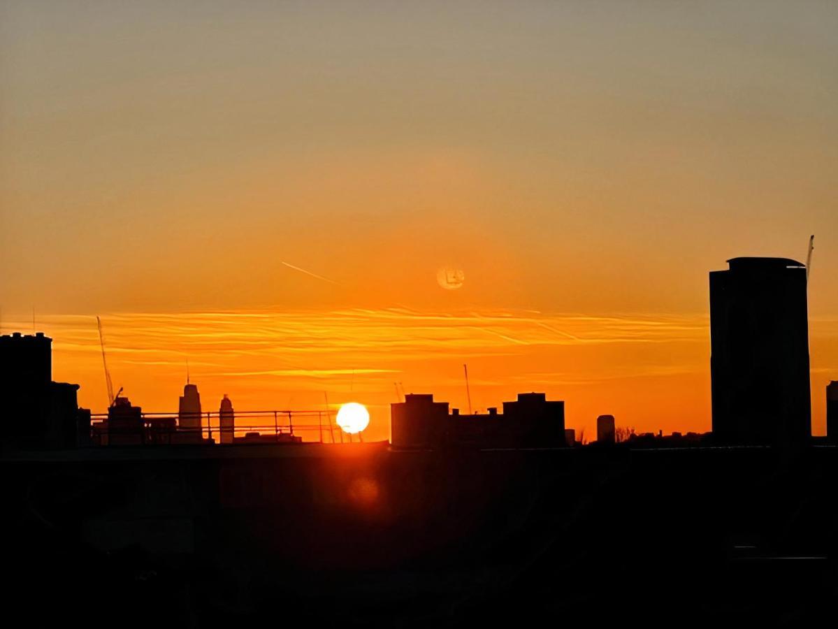 Bright Spacious En-Suite Room W/ London Views - 8Min From London Bridge! Екстериор снимка